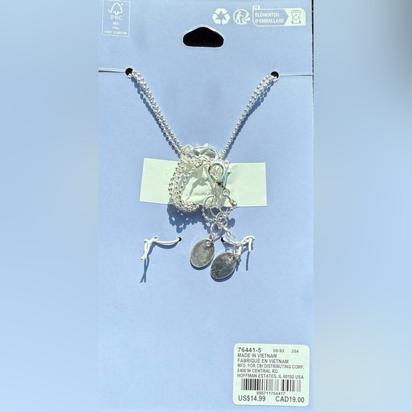 Claire’s Best Friends Glitter Kitty Cat Pendant Necklaces - 2 Pack - Picture 7 of 8